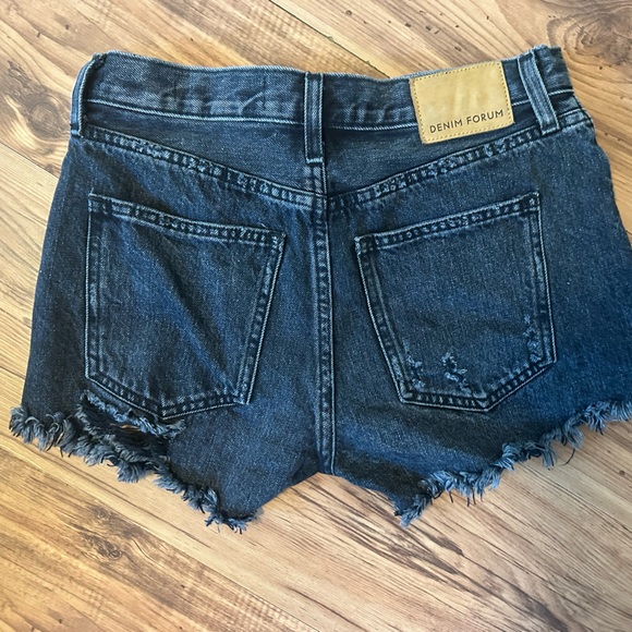 Denim forum denim shorts - Picture 1 of 2